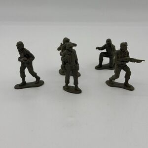 Small Black  Vintage Soldier Figures Plastic War Toy - Set of 5 Soldier Figures